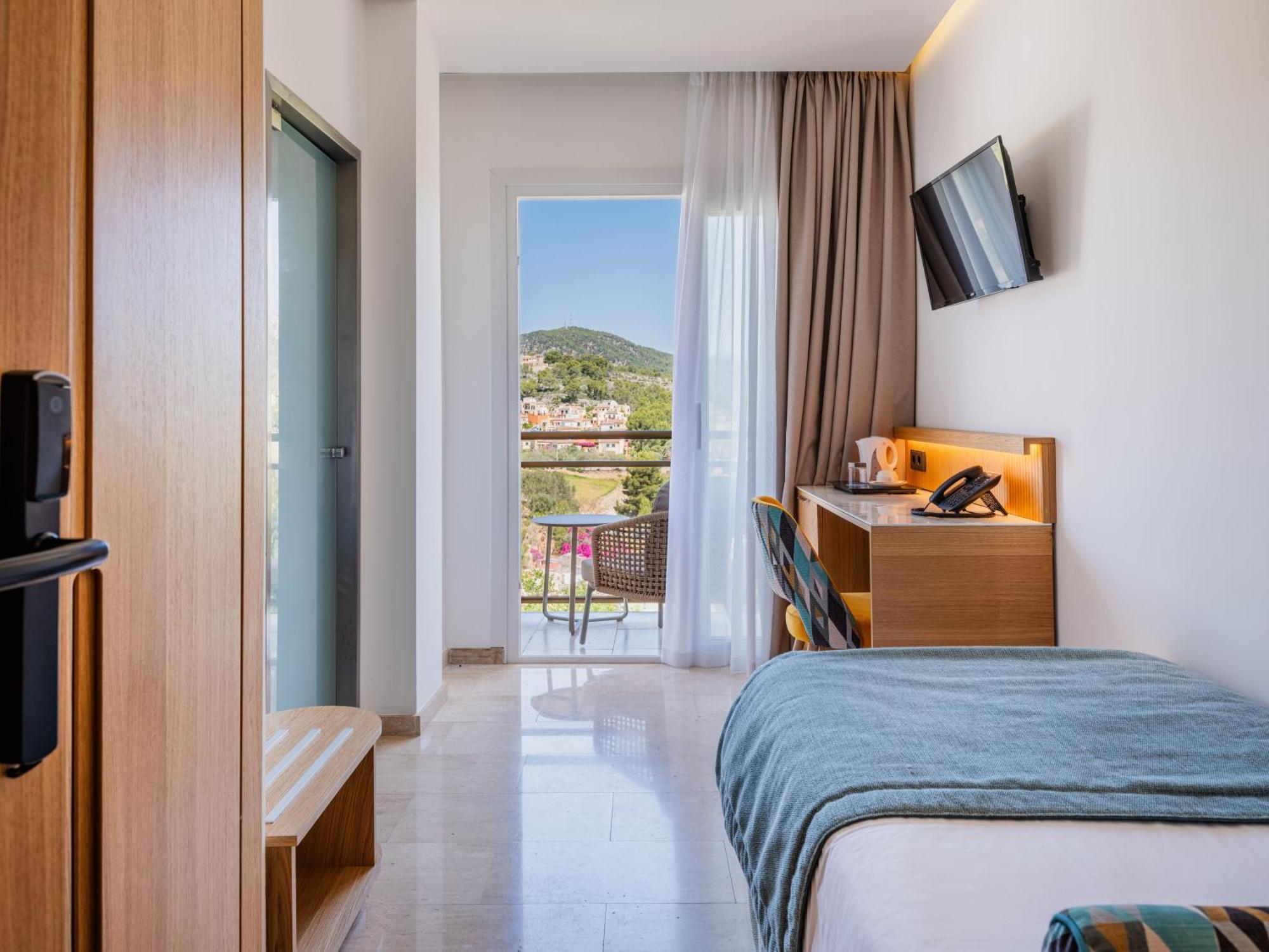 Grupotel Playa Camp De Mar - Adults Only ภายนอก รูปภาพ